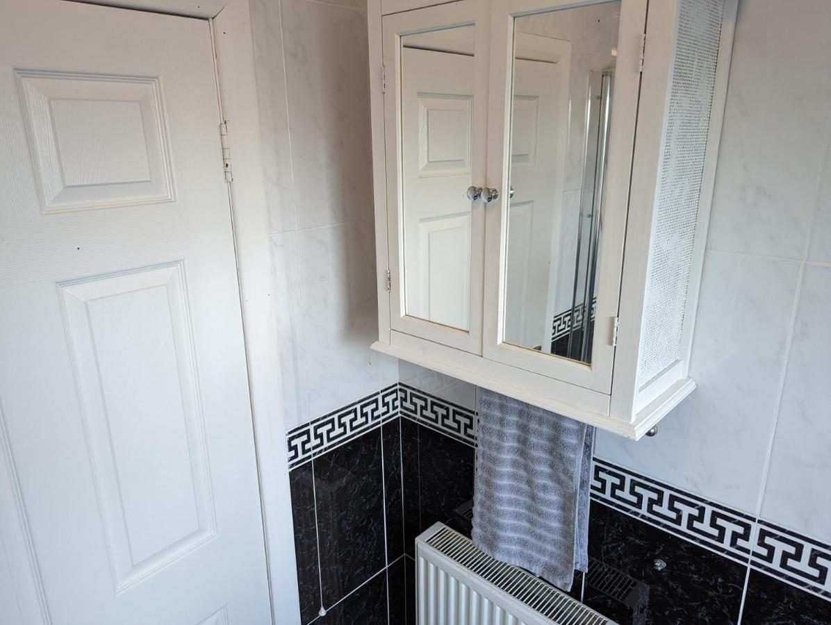 Fieldside View Sleeps 7 Village Near Whitby Sleights ภายนอก รูปภาพ